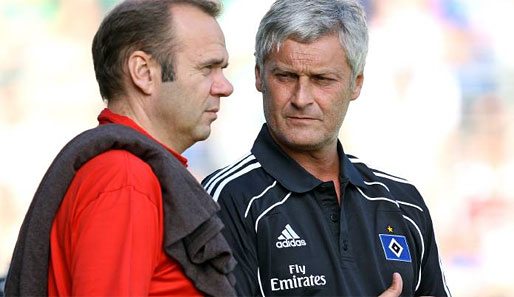Bernd Hoffmann (l.) und Armin Veh planen den Abschied beim Hamburger SV
