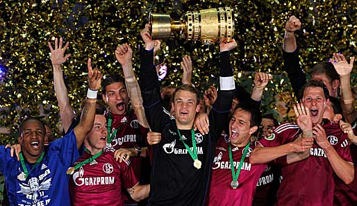 Schalke 04 feierte den Pokalsieg mit einem Autokorso durch Gelsenkirchen