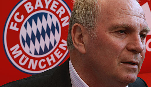Uli Hoeneß hat das Interesse der Bayern an Leverkusens Arturo Vidal bestätigt