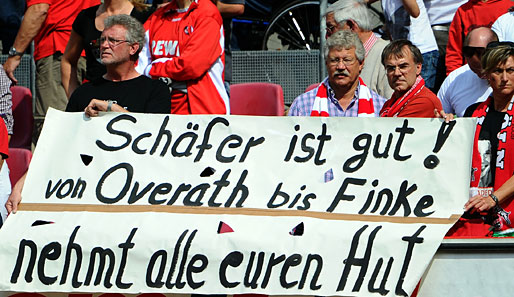 Präsident Wolfgang Overath hat die Proteste der Fans beim 1. FC Köln kritisiert