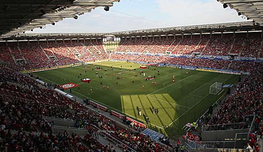 Vor zwei Wochen eröffnet, nun Austragungsstätte des Liga-total-Cups: die Coface-Arena in Mainz