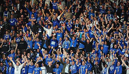 Der FC Schalke 04 freut sich nun über mehr als 100.000 Mitglieder in der Kartei