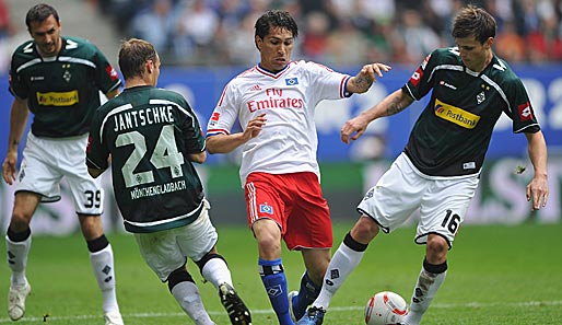 Paolo Guerrero (M.) ist für das Bundesligaspiel gegen den 1. FC Köln einsatzbereit