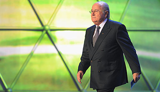 Sepp Blatter hat Bayern-Boss Karl-Heinz Rummenigge in einem Brief kritisiert
