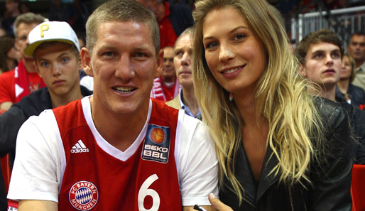 Bastian Schweinsteiger kann "dank" seiner Verletzung nun öfter zu Bayerns Basketballern