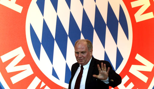 Bayern-Präsident Uli Hoeneß kündigt ein neues Konzept beim Rekordmeister an