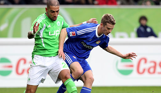 Lars Bender (r.) wird Bayer Leverkusen voraussichtlich einige Wochen fehlen