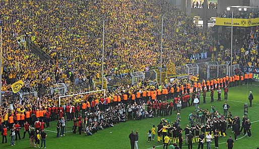 Im letzten Jahr wurde ein möglicher Platzsturm bei der Meisterfeier der Borussia vermieden