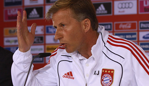 Andries Jonker war bei den Bayern Co- und kurzzeitig Cheftrainer, später Coach der Amateure