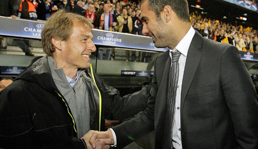 Jürgen Klinsmann (l.) 2009 beim Handshake mit Pep Guardiola