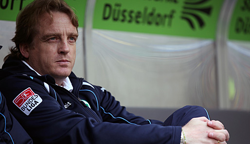 Mike Büskens wird mit seinem ehemaligen Klub Schalke 04 in Verbindung gebracht