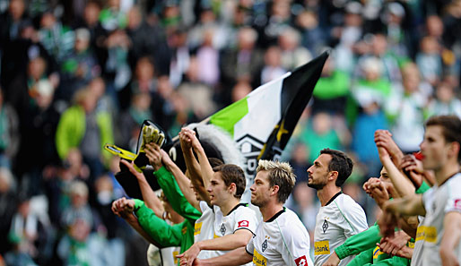 Borussia Mönchengladbach siegte im Hinspiel zu Hause mit 2:0 durch Tore von Arango und de Jong