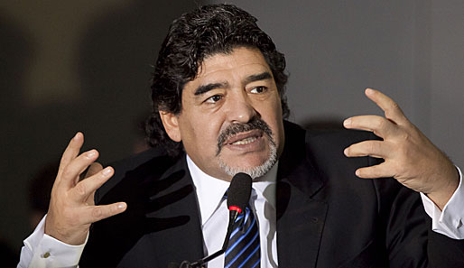 "Pep ist eine absolut Nummer eins, ganz egal wo er ist", so Maradona in der "Marca"