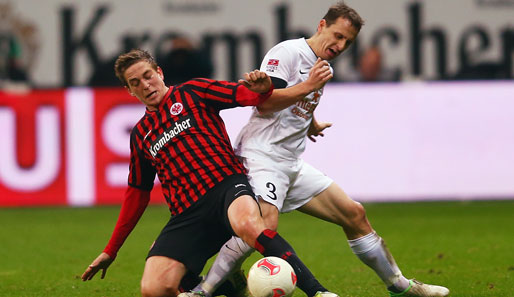 Die Mainzer gewannen das Hinspiel in Frankfurt deutlich mit 3:1