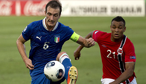 Luca Caldirola (l.) führte Italiens U 21 bei der Europameisterschaft als Kapitän an