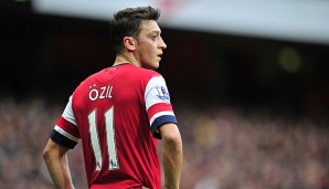 Mesut Özil lässt sich momentan von seinem Bruder Mutlu beraten