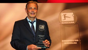 Rekordspieler Karl-Heinz Körbel wird am Montag 60 und feiert seinen Geburtstag in der Frankfurter Arena