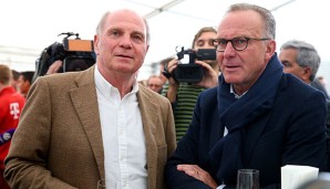 Uli Hoeneß und Karl-Heinz-Rummenigge bei einer öffentlichen Veranstaltung
