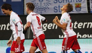 Der Hamburger SV hat in Darmstadt den ersten Saisonsieg gefeiert