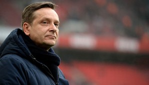 Horst Heldt kritisiert den FC Schalke