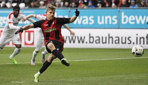 Florian Niederlechner bleibt fest beim SC Freiburg