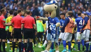 Im Spiel gegen Dortmund am 1. April 2017 verhielten sich die Schalker Fans unsportlich