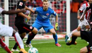 Eintracht Frankfurt: Lukas Hradecky mit 2250 Spielminuten.