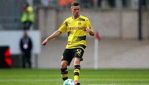 Borussia Dortmund hat U19-Spieler Dominik Wanner mit einem Profivertrag ausgestattet.