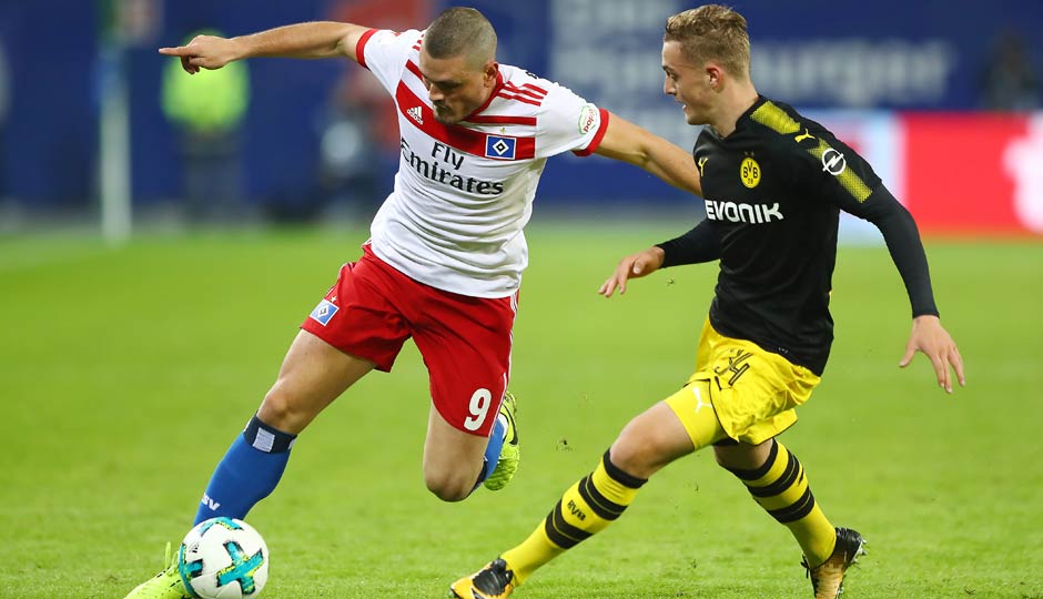 Borussia Dortmund - Jacob Bruun Larsen: Der Däne galt als einer der großen Gewinner unter Lucien Favre, bis ihn eine Fußprellung stoppte. Den Saisonauftakt wird er verpassen, danach ist eine schnelle Rückkehr in Aussicht.