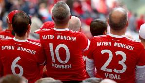 Der kicker hat eine Liste veröffentlicht, welche Spielertrikots bei den 18 Bundesligisten in der Saison 2017/18 am häufigsten verkauft wurden. Ein Überblick über die Fan-Lieblinge der Bundesliga.
