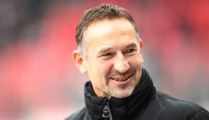 Zu den möglichen Nachfolgekandidaten sollen vor allem Tuchels Co-Trainer Zsolt Löw und Domenico Tedesco, der bereits in der Stuttgarter Jugend arbeitete, zählen. Aber auch Regensburg-Coach Achim Beierlorzer soll auf der VfB-Liste stehen.