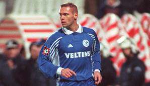 2000 wechselte Legat zum FC Schalke 04, eine große Rolle spielte er dort aber nie. Unter Huub Stevens absolvierte er lediglich vier Spiele für die Königsblauen und musste 2001 seine Karriere wegen Sportinvalidität beenden.