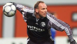 Doch dann rief Assauer an und lotste Reck nach Gelsenkirchen. Auch bei den Königsblauen holte er zweimal den DFB-Pokal, die Schale blieb ihm nach dem Herzschlagfinale der Bundesliga 2001 aber verwehrt. Reck wurde nur "Meister der Herzen".