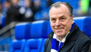 Der langjährige Klubchef Clemens Tönnies (64) würde dem krisengeschüttelten Fußball-Bundesligisten Schalke 04 bei Bedarf wohl finanzielle Unterstützung anbieten.