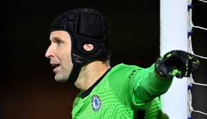 PETR CECH: Mit dem FC Chelsea gewann Cech so ziemlich alle Pokale, die es im europäischen Vereinsfußball zu holen gibt - um ein Haar wäre der Schlussmann mit dem Helm am Osterdeich gelandet.