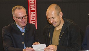 Karl-Heinz Rummenigge macht seinen Alt-Stars Hoffnung auf neue Verträge