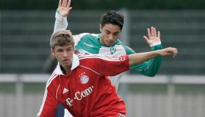 2000 wechselt der junge Müller zum FC Bayern in die D-Jugend und durchläuft dort alle Jugendmannschaften. 2007 wird er Meister in der A-Junioren-Bundesliga.