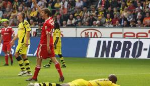 Müller wird unter van Gaal direkt zum Stammspieler und erzielt seine ersten beiden Bundesliga-Tore am 12. September 2009 gegen Borussia Dortmund.