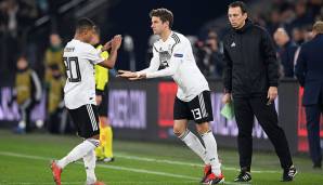 Immerhin schenkt ihm Joachim Löw am 19. November einen besonderen Moment. Durch seine Einwechslung in der 66. Minute für Serge Gnabry bringt es Müller nun auf 100 Einsätze für das DFB-Team.