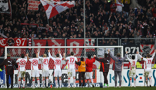 Bei Bayer Leverkusen gelang dem VfB Stuttgart der zweite Sieg der Rückrunde im zweiten Spiel