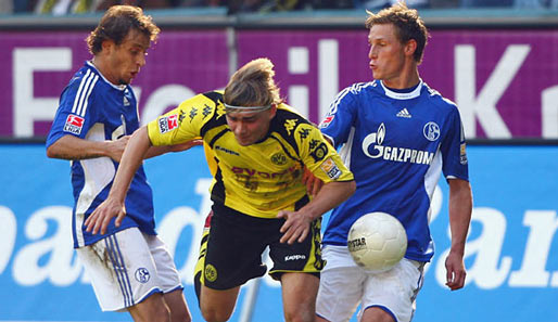 In Hinspiel konnte Schalke 04 mit einem 1:0-Sieg drei Punkte aus Dortmund entführen