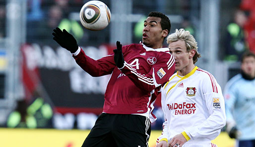 Eric Maxim Choupo-Moting (l.) erzielte zwei Treffer gegen Leverkusen