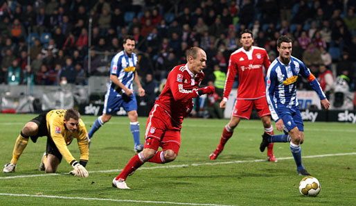 Mit einem 5:1 in Bochum demontierte München den VfL im Hinspiel. Robben (M.) blieb aber torlos