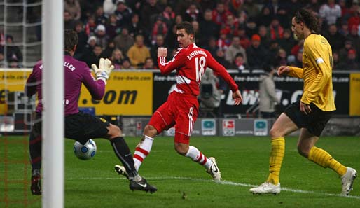 Miroslav Klose ist im Moment bei Bayern hinter Mario Gomez nur Stürmer Nummer zwei