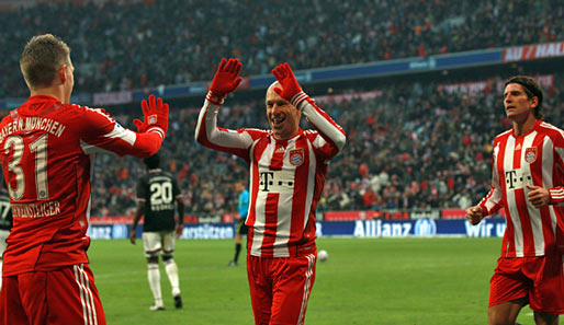 Fleißig: Schweinsteiger (l.) legte zwei Tore auf, Robben traf einmal, Gomez (r.) erzielte drei Tore