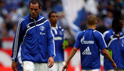 Christoph Metzelder steht beim Schalke 04 gehörig in der Kritik