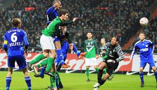 Eren Derdiyok erzielte beim 2:2 in Bremen das 1:0 für Leverkusen per Kopf