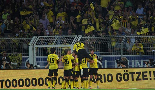 Borussia Dortmund startete mit einem souveränen 3:1 gegen den HSV in die Saison