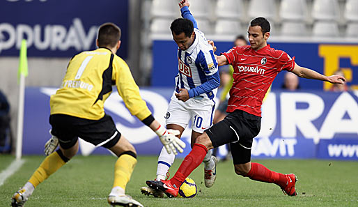 Das letzte Duell zwischen Freiburg und Hertha BSC gewannen die Berliner im Februar 2010 mit 3:0