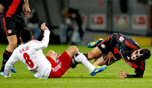 Michael Ballack (r.) verspielte mit Bayer im Hinspiel eine 2:0-Führung